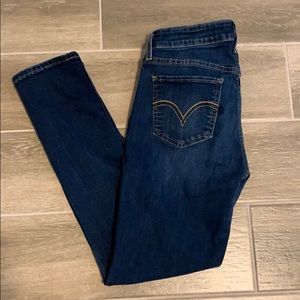 Levi’s Mid Rise Skinny Jeans Size 29